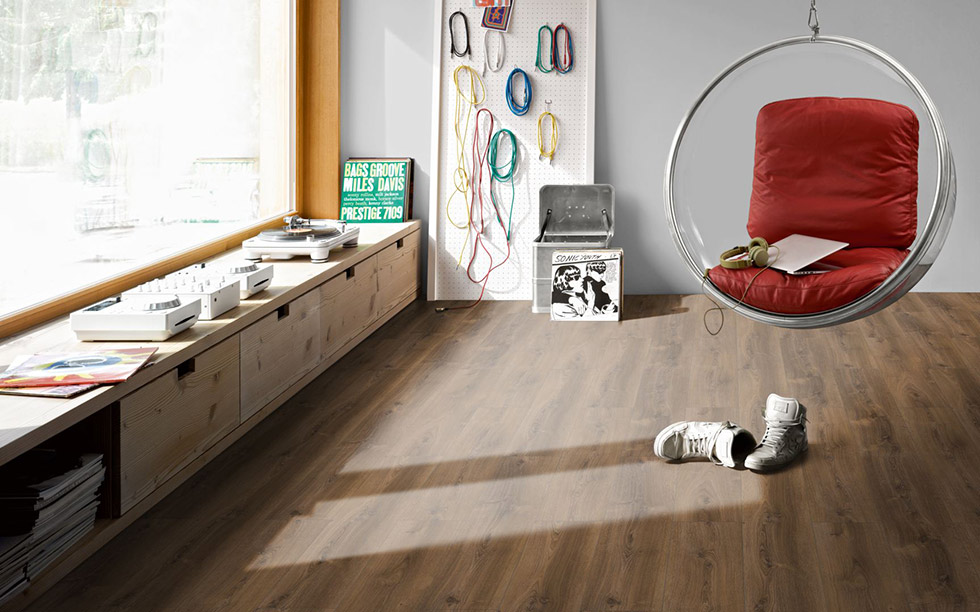 PARADOR Laminat Eiche Montana gakälkt Landhausdiele 4-seitige Mini-V-Fuge | Basic 600 XS-4014809170457 guenstig bei bodenverkauf.de kaufen PARADOR Laminat Eiche Montana gakälkt Landhausdiele 4-seitige Mini-V-Fuge | Basic 600 XS-4014809170457