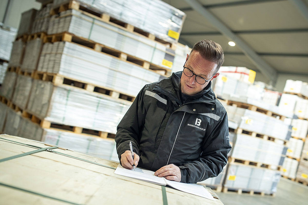 EInlagerung von Böden im Lager EInlagerung von Böden im Lager