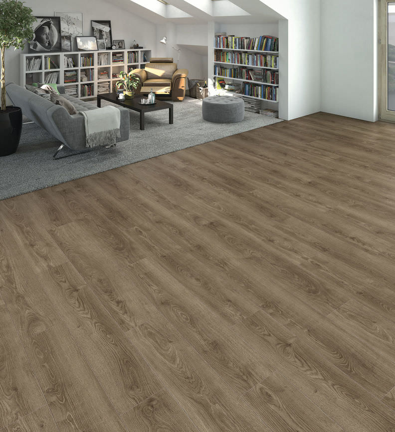 HARO Designboden Eiche Victoria samtbraun Landhausdiele 4V | DISANO WaveAqua | 2. Wahl | 15,5 m²-4018427471781 guenstig bei bodenverkauf.de kaufen HARO Designboden Eiche Victoria samtbraun Landhausdiele 4V | DISANO WaveAqua | 2. Wahl | 15,5 m²-4018427471781