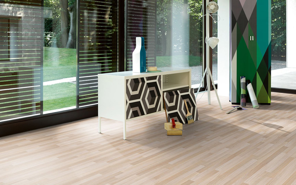 PARADOR Laminat Esche geschliffen Schiffsboden 3-Stab Mini-V-Fuge | Basic 200 Sonderedition | 33 m²-4014809139799