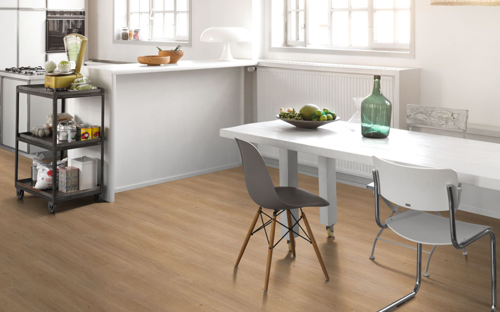 PARADOR Vinylboden Eiche Studioline natur Landhausdiele 4-seitige Fase | Classic 2070-4014809237358 guenstig bei bodenverkauf.de kaufen PARADOR Vinylboden Eiche Studioline natur Landhausdiele 4-seitige Fase | Classic 2070-4014809237358