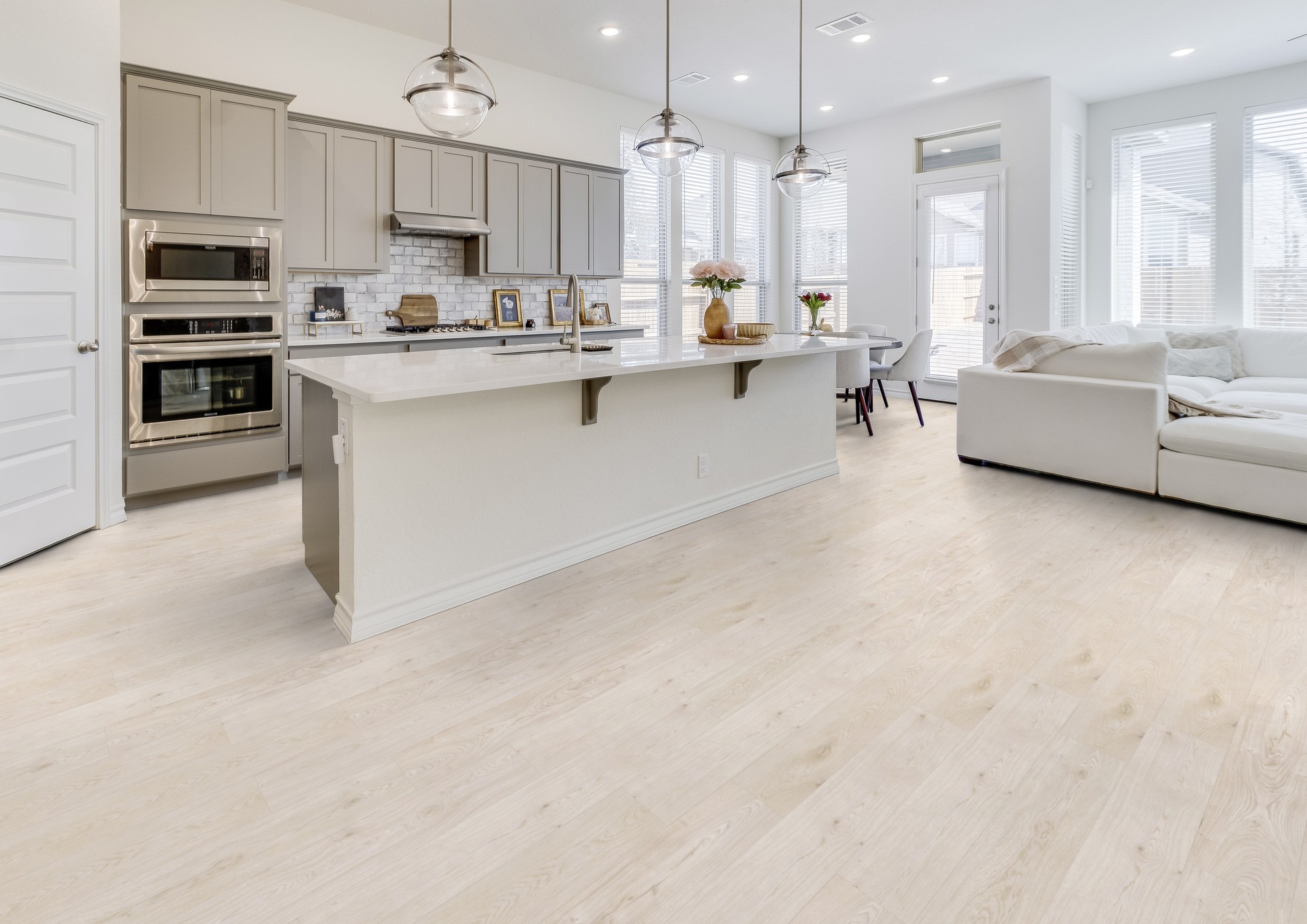 TER HÜRNE Design-Vinylboden Eiche Skagen Lange Landhausdiele D22 | Grand Choice Perform-4012853137648 guenstig bei bodenverkauf.de kaufen TER HÜRNE Design-Vinylboden Eiche Skagen Lange Landhausdiele D22 | Grand Choice Perform-4012853137648