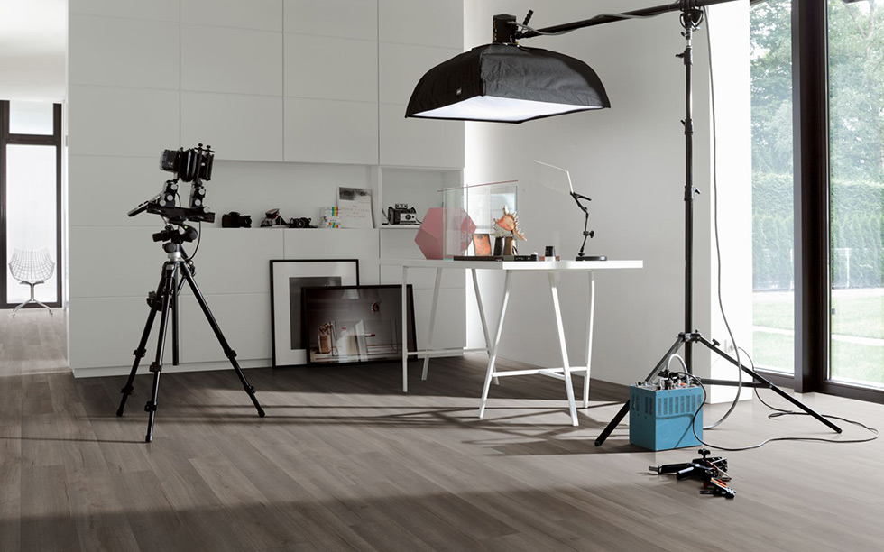 PARADOR Laminat Eiche Loft geräuchert weiß geölt Landhausdiele 4-V-Fuge | Classic 1050 | 8 m²-4014809238379 guenstig bei bodenverkauf.de kaufen PARADOR Laminat Eiche Loft geräuchert weiß geölt Landhausdiele 4-V-Fuge | Classic 1050 | 8 m²-4014809238379