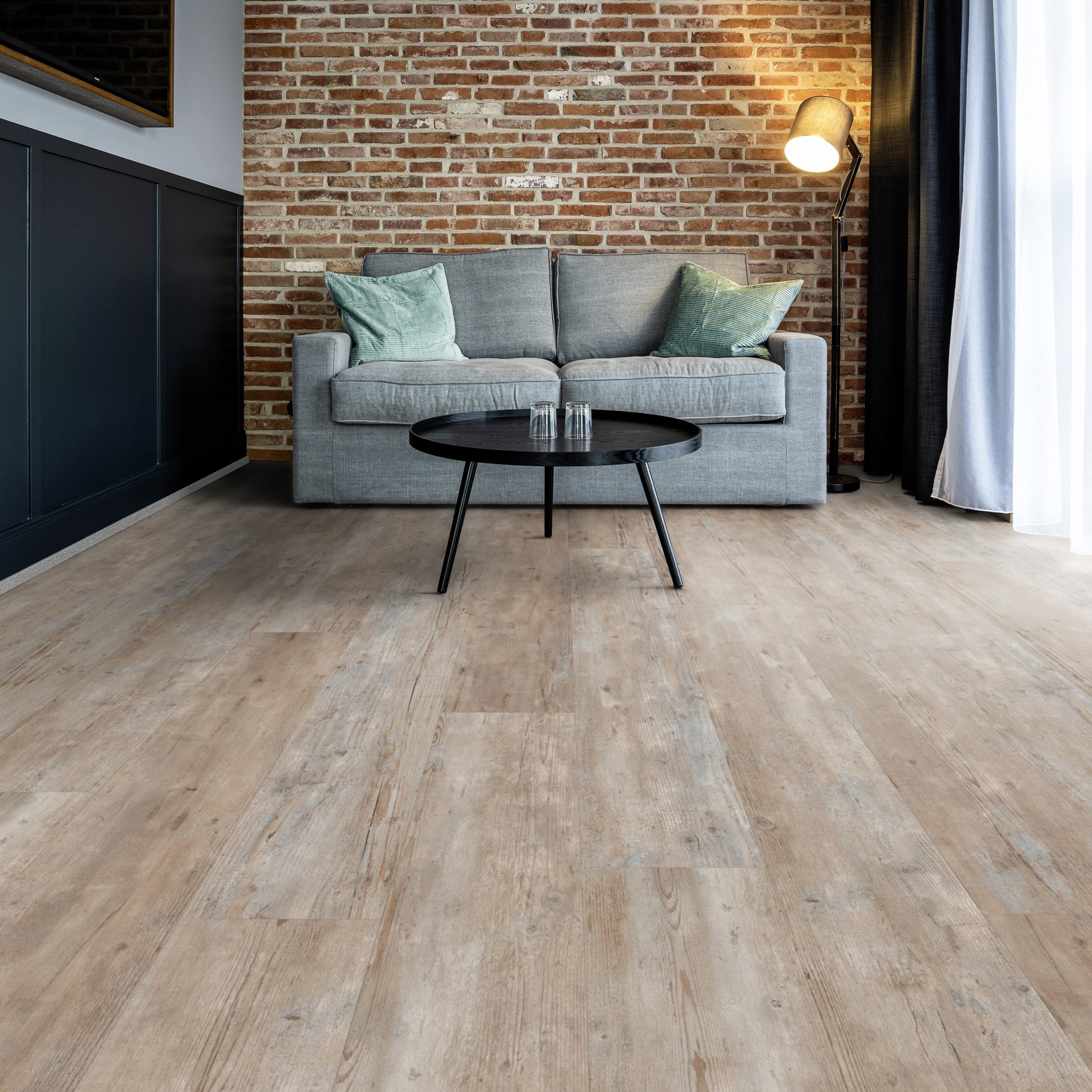 TER HÜRNE Design-Vinylboden Pinie Lagos Lange Landhausdiele D18 | Grand Choice Perform-4012853152115 guenstig bei bodenverkauf.de kaufen TER HÜRNE Design-Vinylboden Pinie Lagos Lange Landhausdiele D18 | Grand Choice Perform-4012853152115