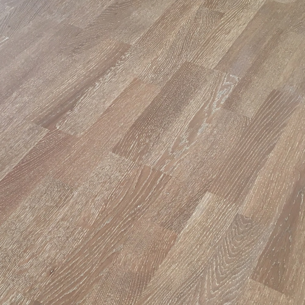 PARADOR Parkett Eiche Astoria Schiffsboden 3-Stab Natur lackversiegelt matt | Classic 3060-4014809254676 guenstig bei bodenverkauf.de kaufen PARADOR Parkett Eiche Astoria Schiffsboden 3-Stab Natur lackversiegelt matt | Classic 3060-4014809254676